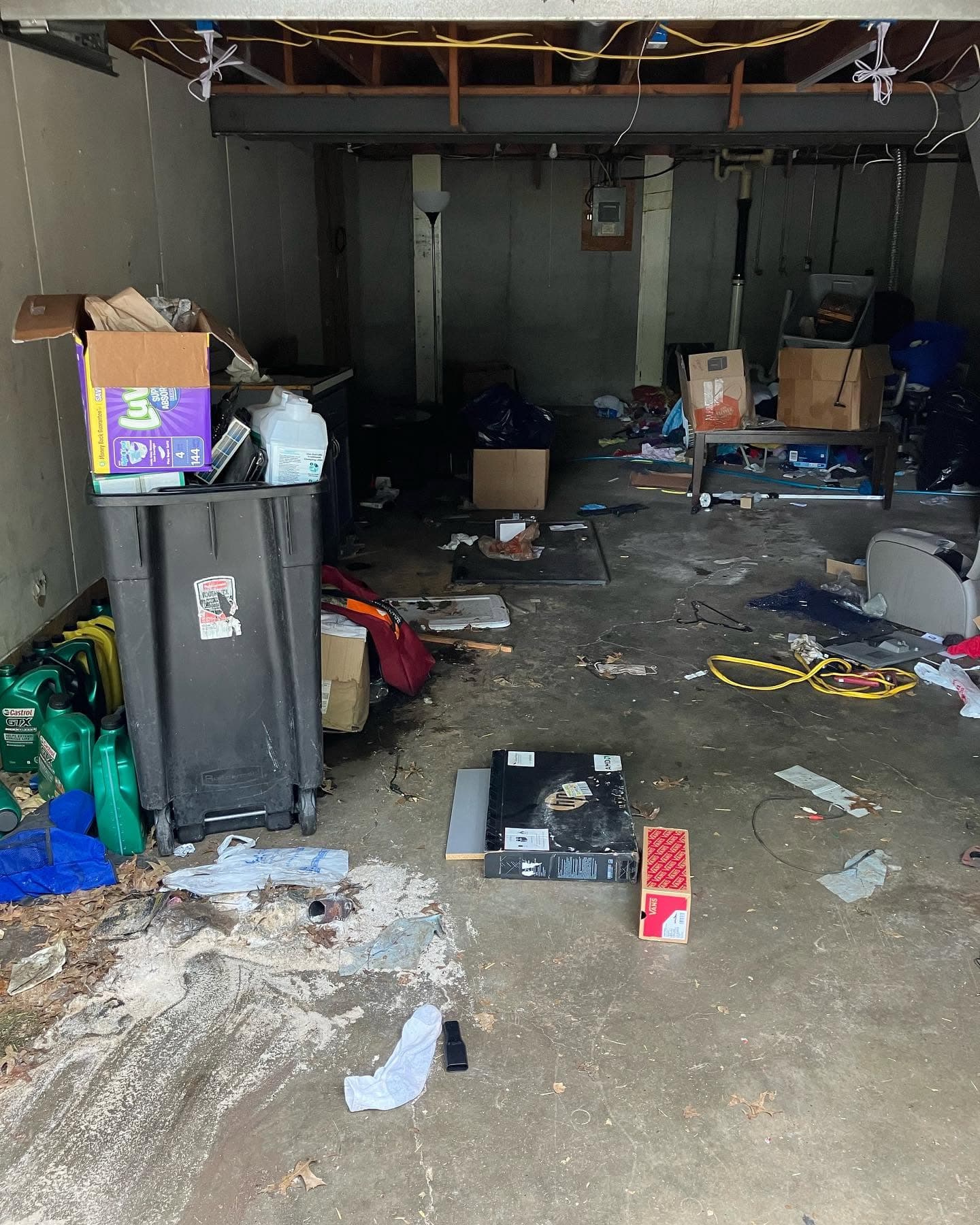 Residential room-by-room cleanout in progress.